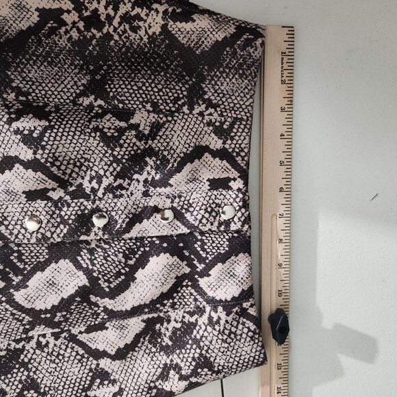 Urban Outfitters Mini Skirt Snakeskin Print XS - Picture 5 of 9